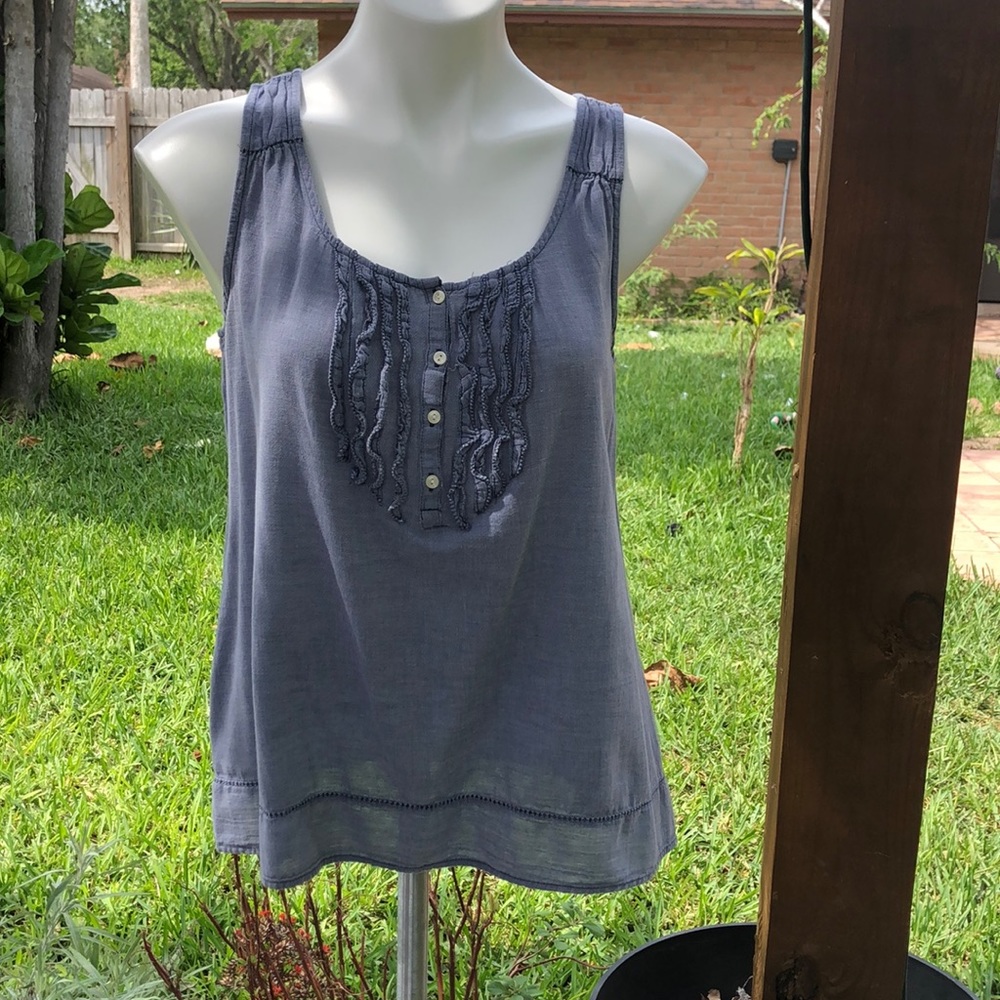 Denim sleeveless shirt
